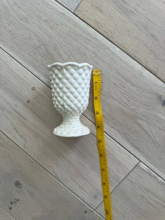Cream Hobnail Ceramic Bud Vase - Decorative Home Accent - Picture 4 of 6